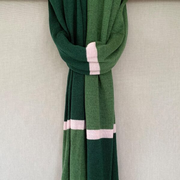 Striktørklæde, Accessory no. 3 grøn/mørkegrøn og rosa